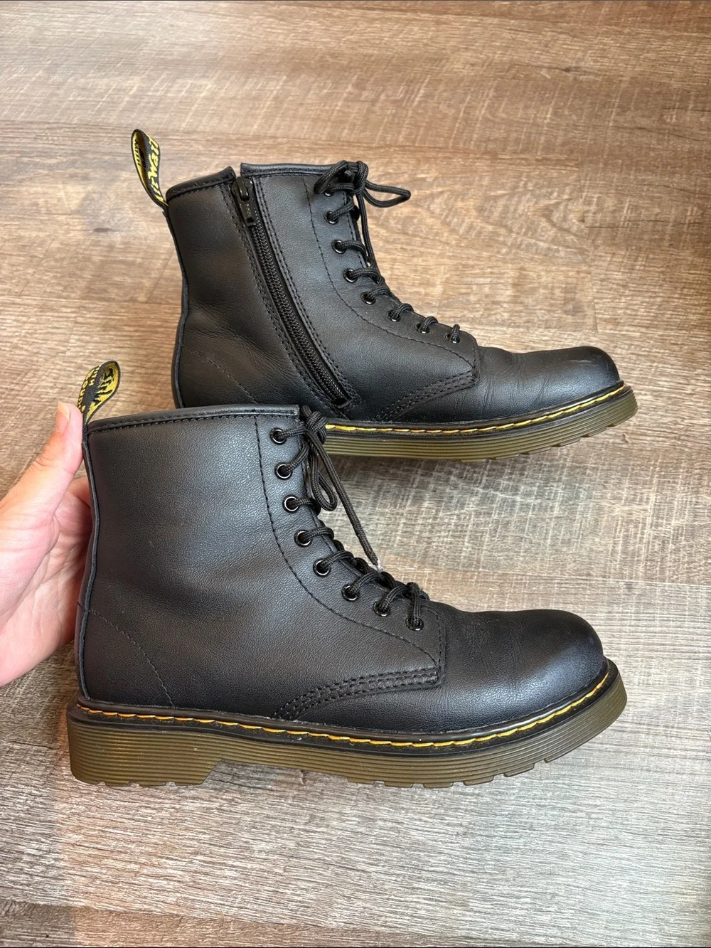 Dr. Martens Junior 1460 Softy T Leather Lace Up Boots Men’s 4/W5 Black